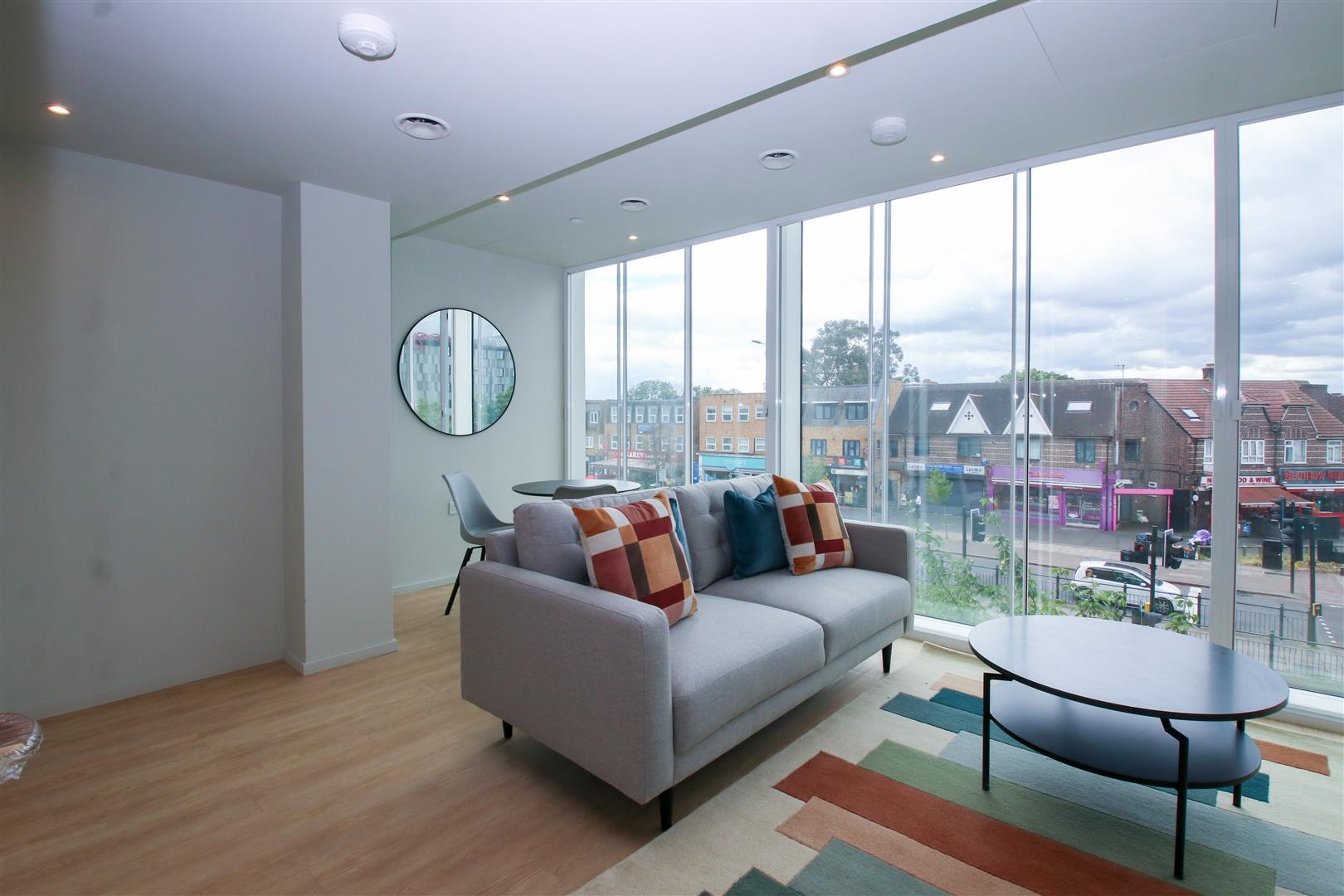785 Bath Road, Hounslow